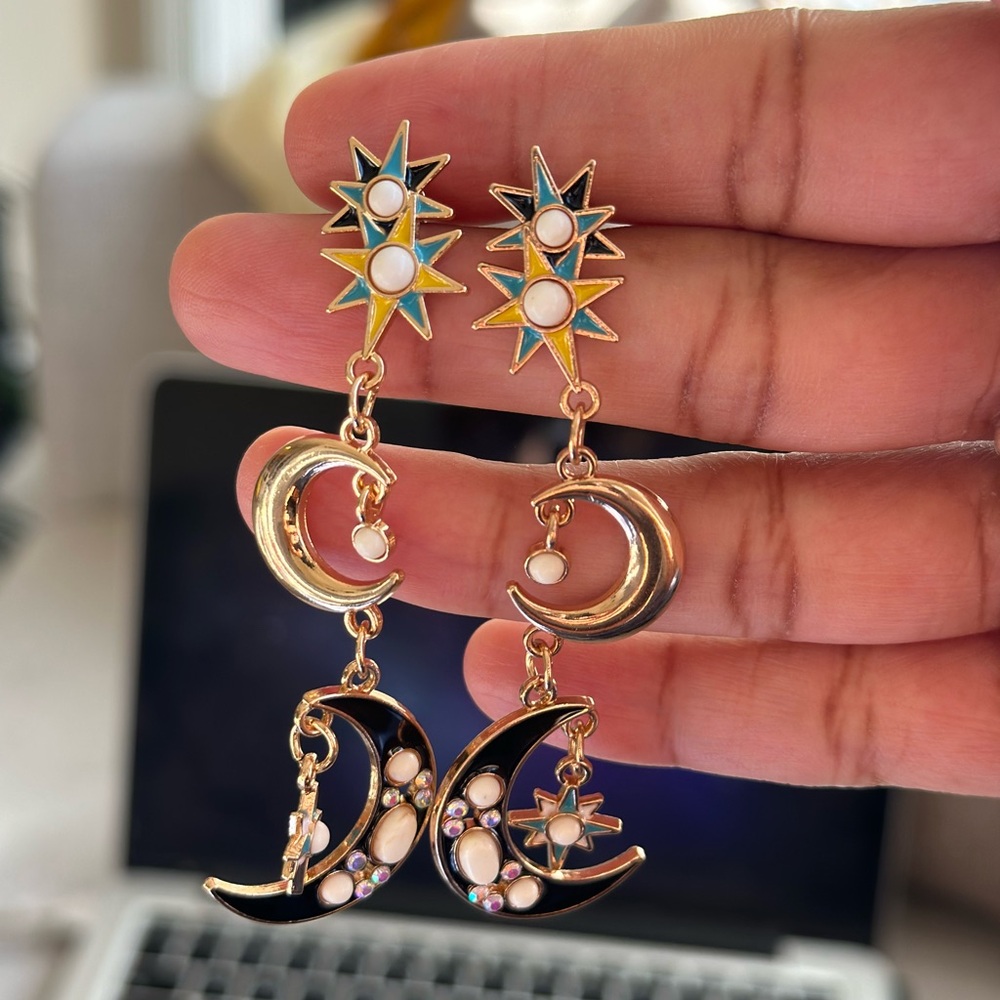 NWT Crescent Moon and Stars Celestial Dangly Earrings